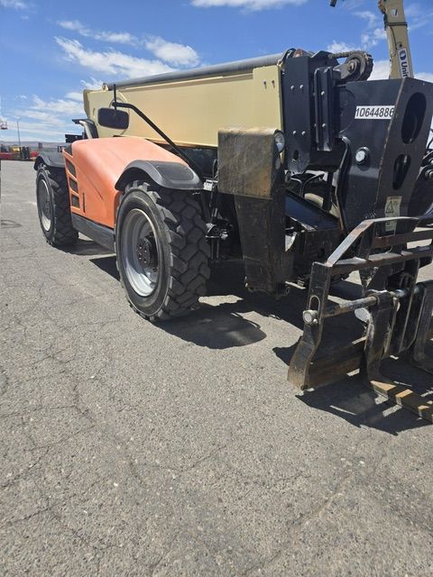 JLG 1255 Telehandler - Ready to work!