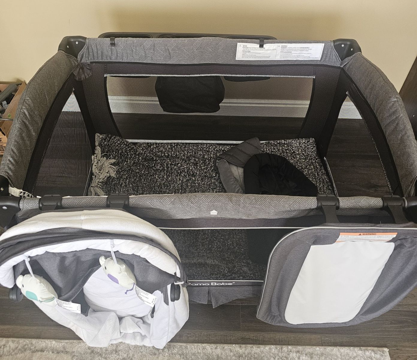 Pamo babe play pen. $60