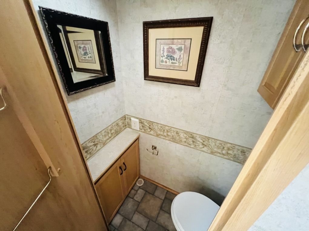Main image 12