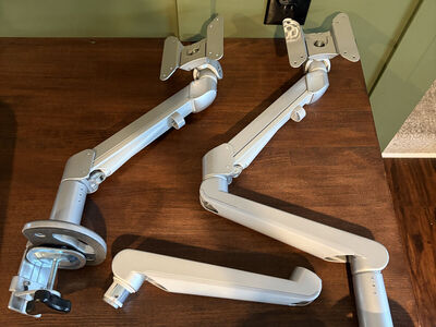 2 Adjustable Monitor Arms