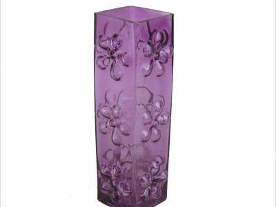 New Danya B Tall Purple Glass Vase with Blownout Daisy Flowers Design Decor