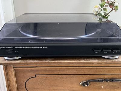 Audio Technica Record Turntable Player AT-PL50