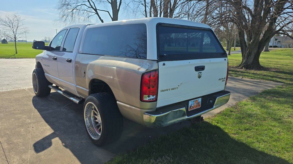 White 6' shortbed shell.