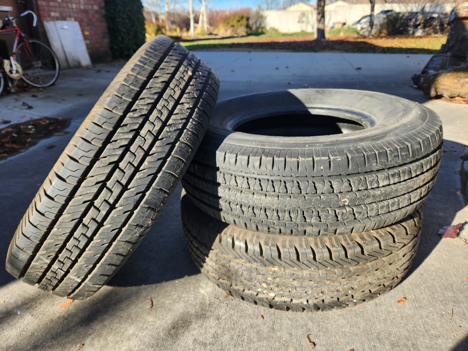 Truck - Trailer tires