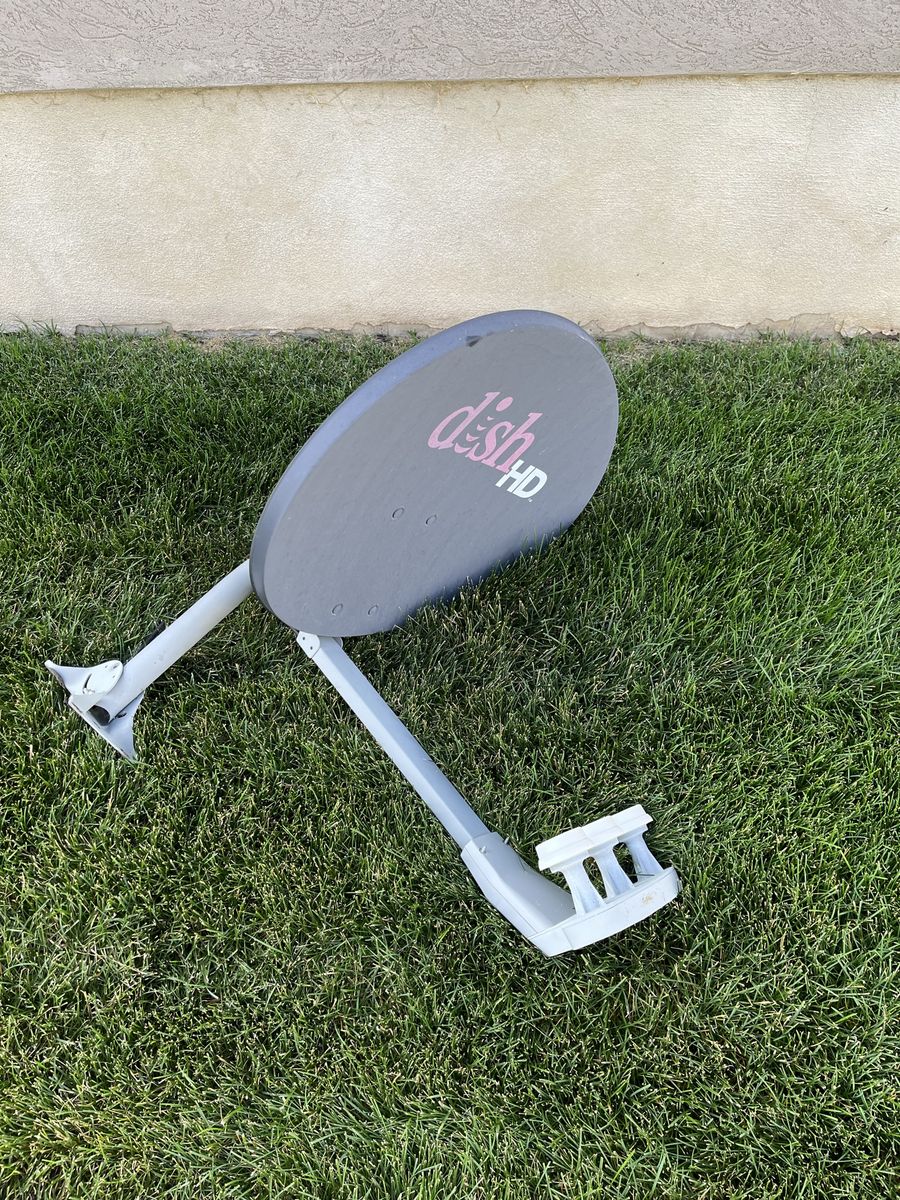 DISH HD Digital LNBF Satellite Dish