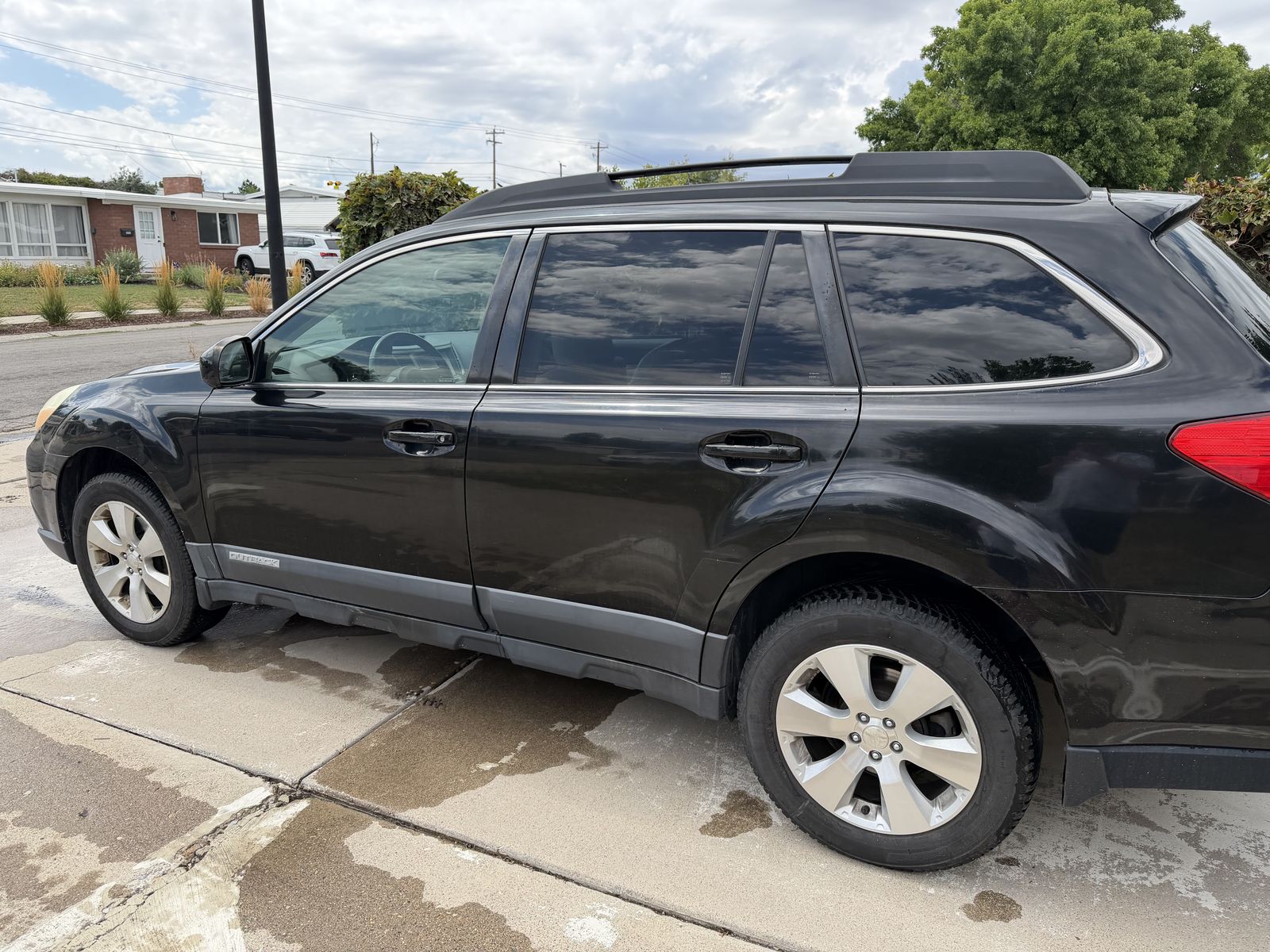 2010 Subaru Outback 3.6R Limited