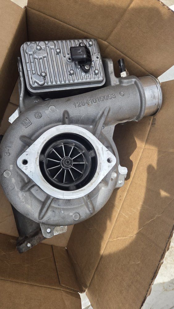 LP5 Duramax Factory Turbo,