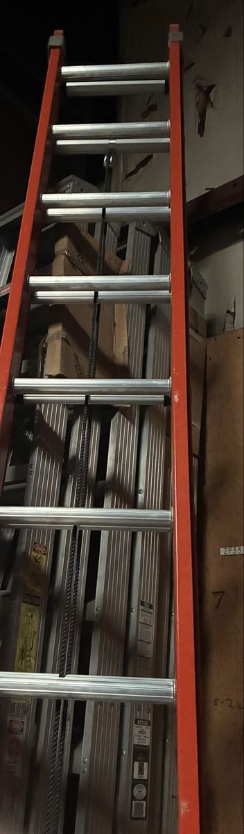 24’ extension ladder
