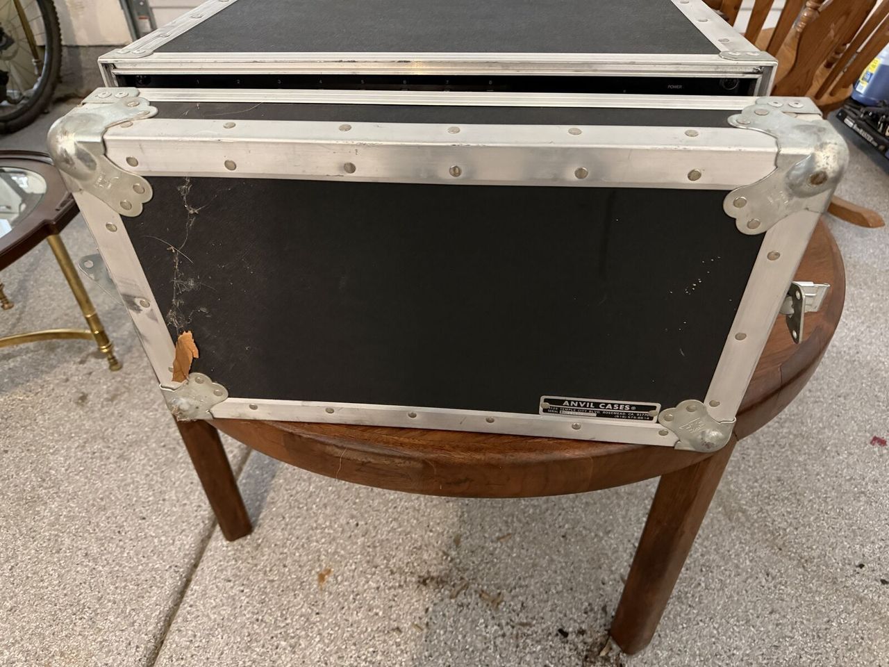 Main image 3
