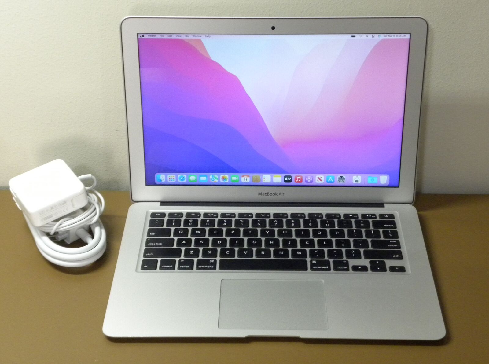 Apple Macbook Air 13” 2017 i5 1.8GHz 256GB 8GB