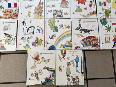 The Young Children's Encyclopedia Britannica 16 Vol Set Illustrated + Story Book