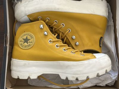 Converse All Star Lugged High Top Gold color Gore-Tex Leather Sneakers Size 8