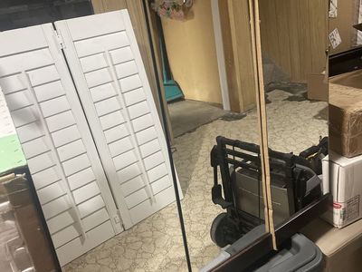 3 door vanity mirror.