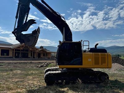 2022 John Deere 210 Excavator
