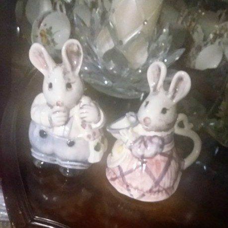 MR. AND MRS. MOUSE...CREAM AND SUGAR SET