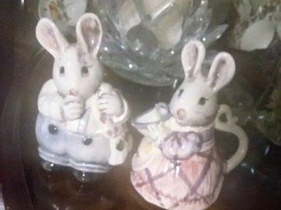 MR. AND MRS. MOUSE...CREAM AND SUGAR SET