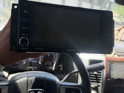 Dodge ram 2500 radio