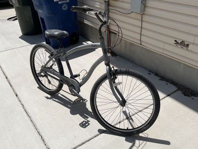 Used beach cruiser