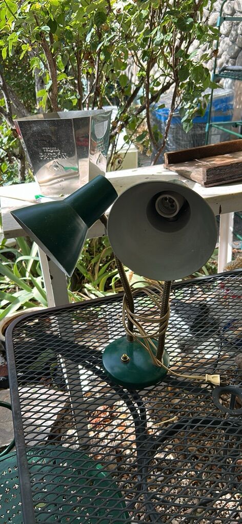 VTG. Mid Century Mofern Green Double Goose Lamp