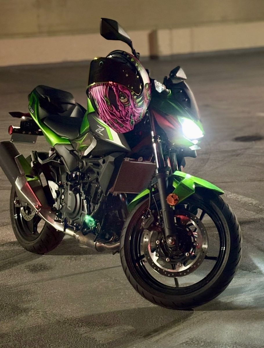 Kawasaki Z500 Like New - Low Miles