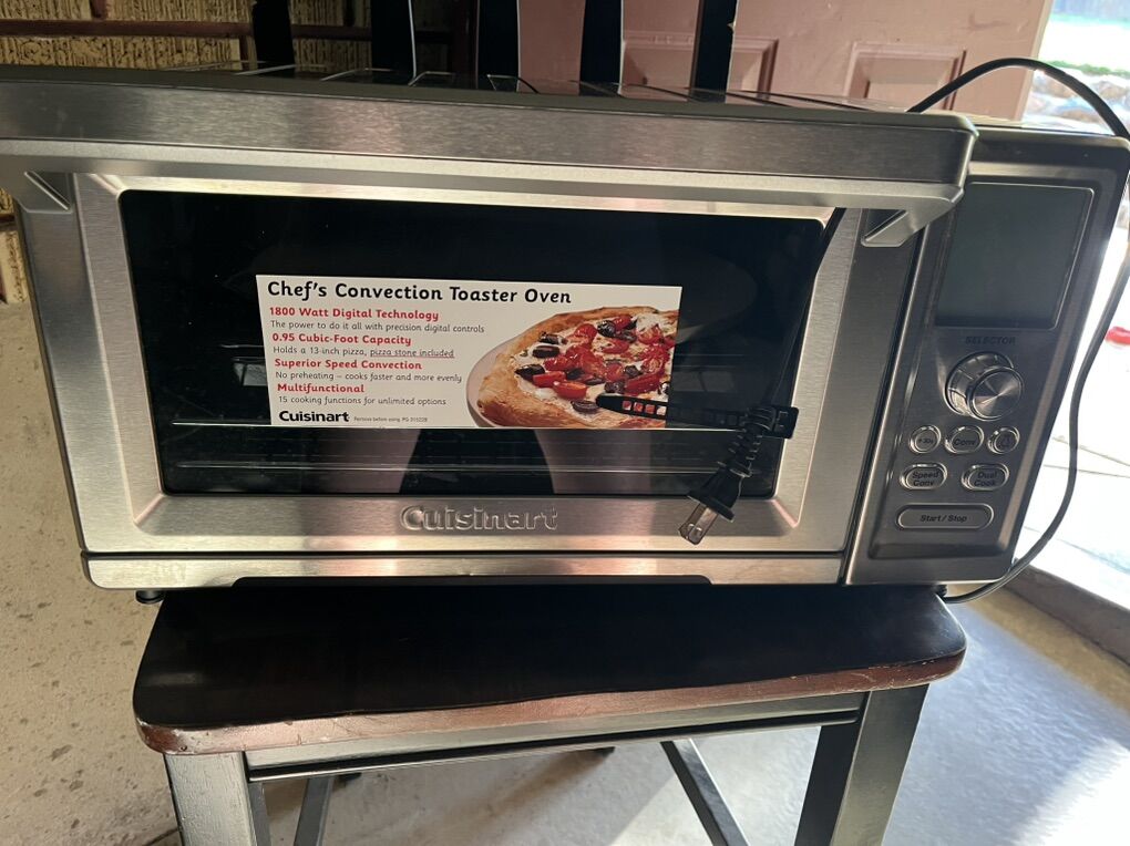 NEW Cuisinart Convection Toaster Oven 100.00 OBO