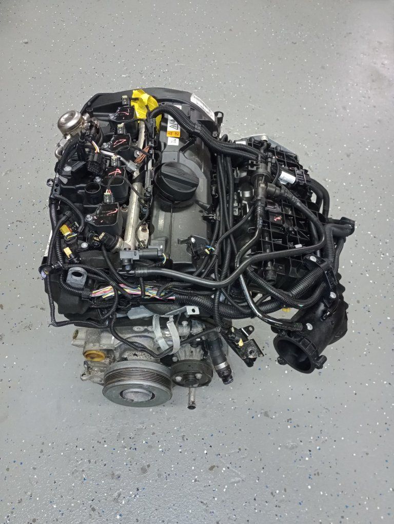 2018 BMW 330i 2.0L Turbo Engine