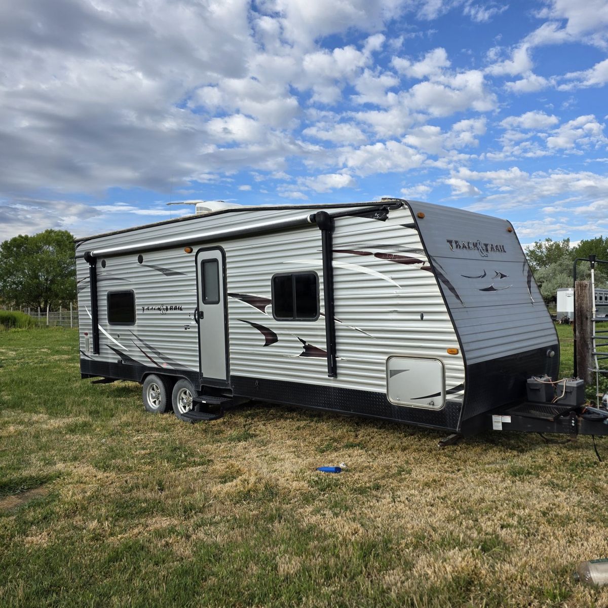 2016 Track & Trail 24RTH Bumper Pull Travel Trailer Toy Hauler