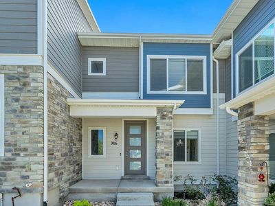 Townhome - Cyan Valley Way Bluffdale