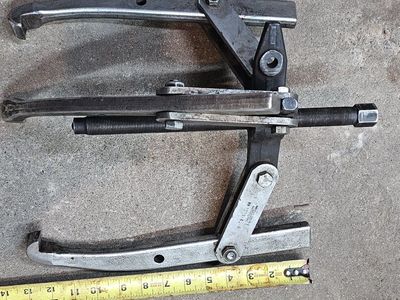 Large 2 or 3 jaw puller