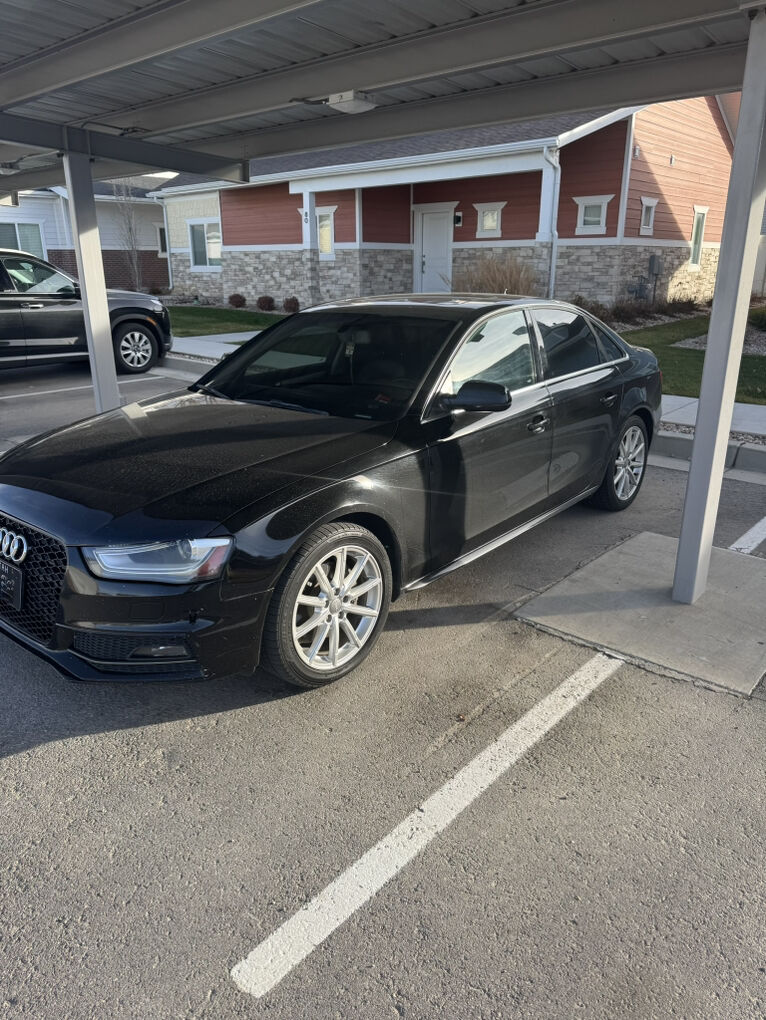 2016 Audi A4 2.0T quattro Premium