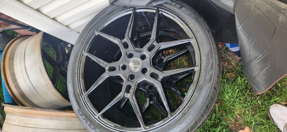 22" Giovanna 5x115 rims