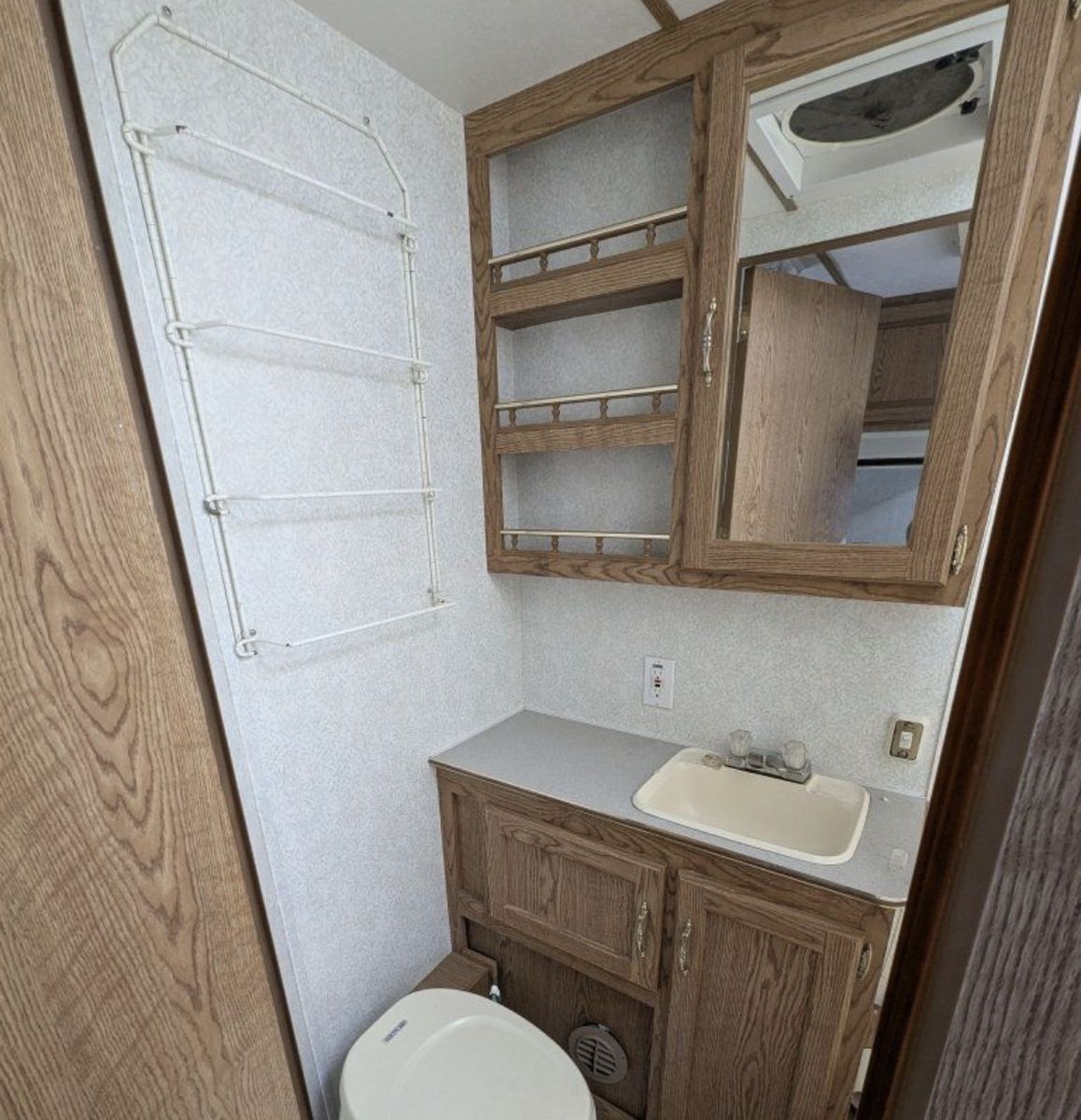Main image 5