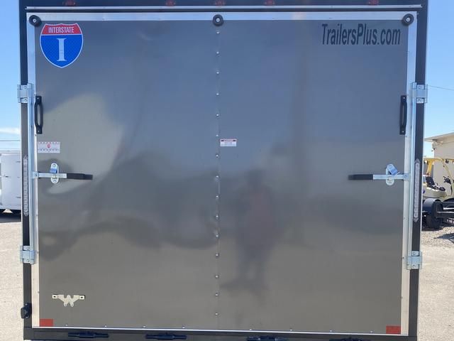 Main image 6