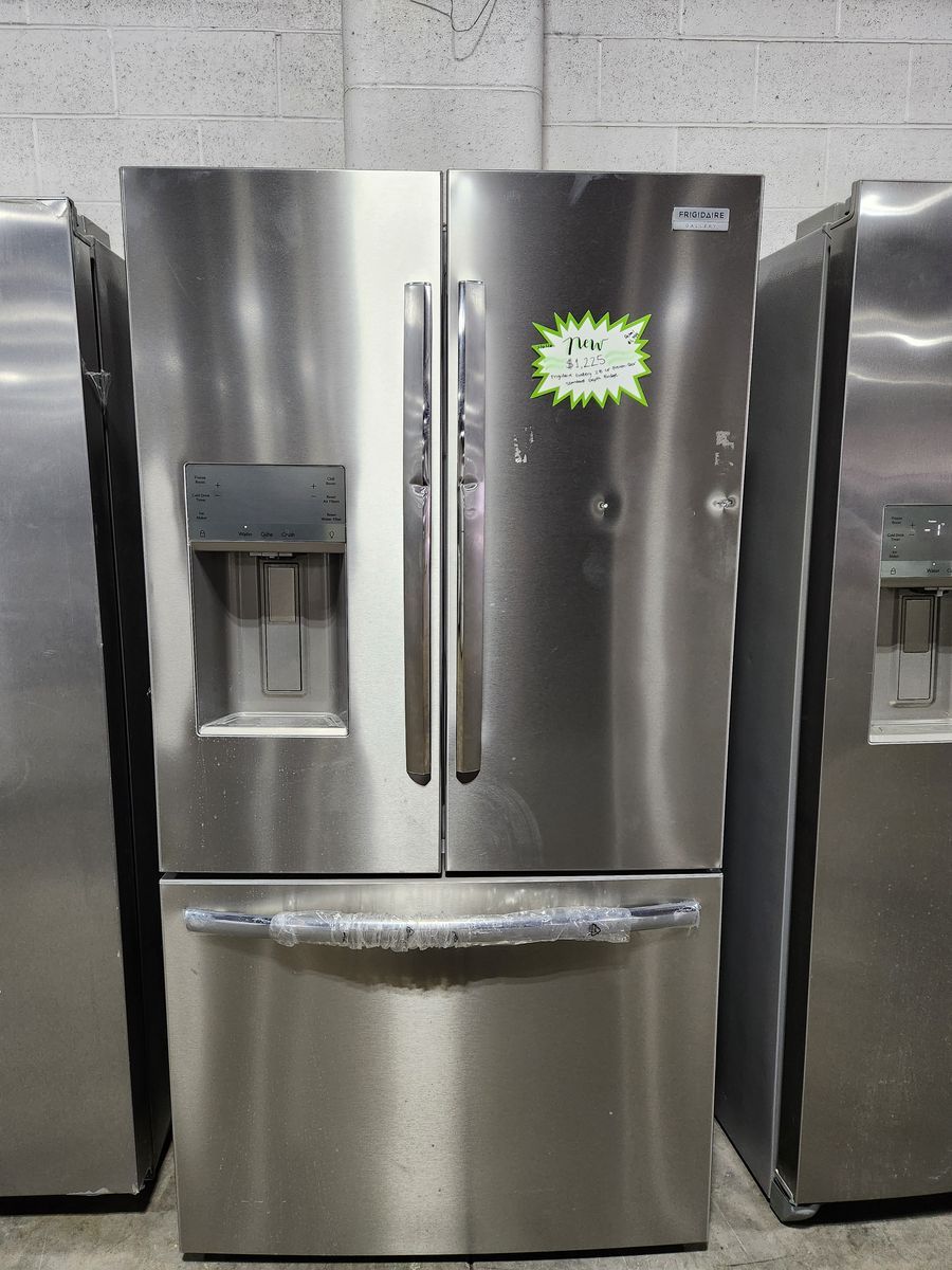 BRAND NEW! FRIGIDAIRE GALLERY 28 CF FRENCHDOOR FRIDGE