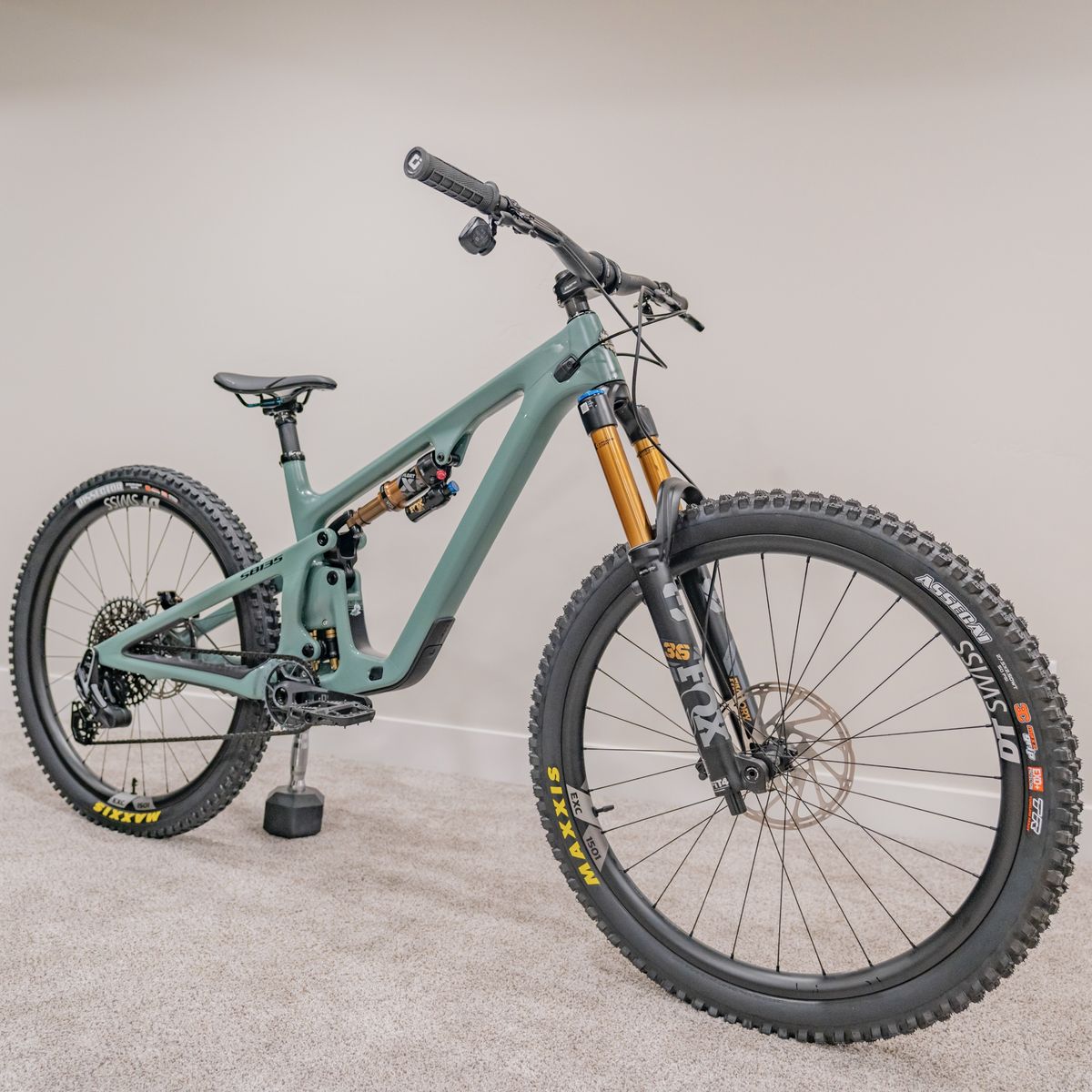 Yeti SB135 T3 XO AXS Transmission