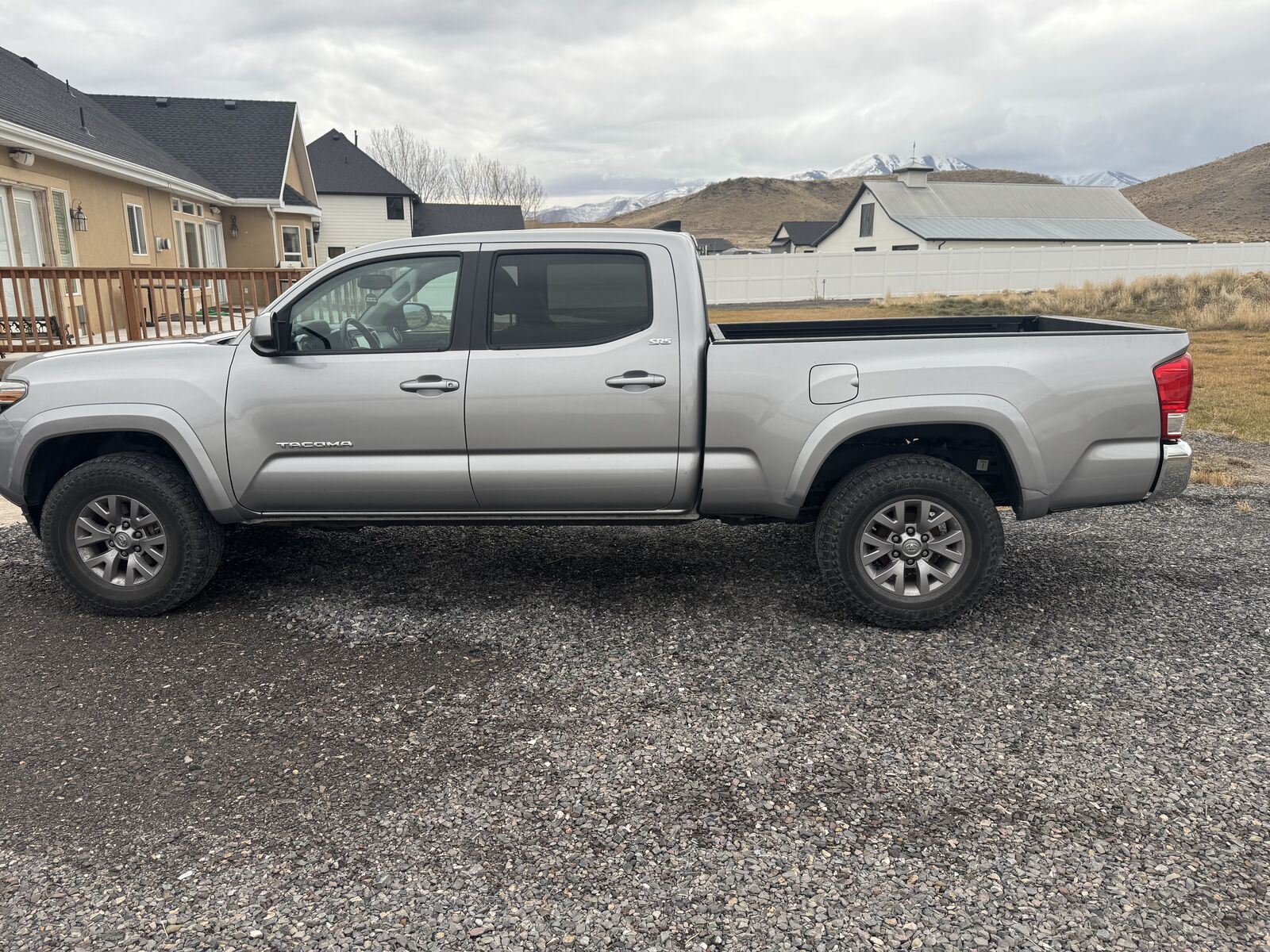 2016 TOYOTA TACOMA SR5 V6