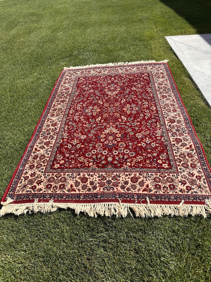 Tinnin Sultana Collection Oriental Rug 5'3" x 7'9" Red Floral Wool Mothproof Made in Belgium