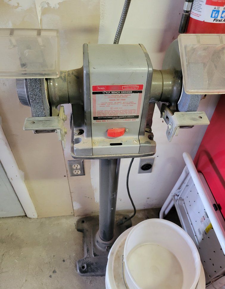 Craftsman 1/2 HP Bench Grinder