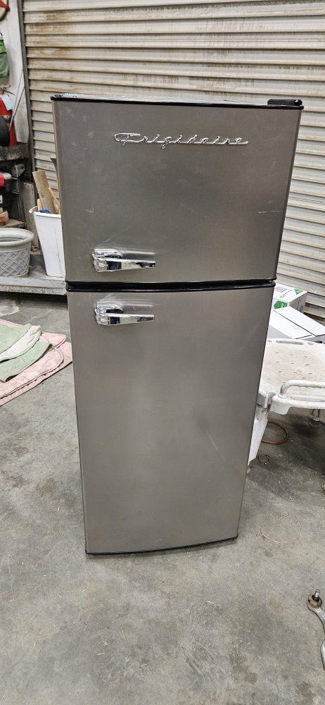 Frigidaire Top Freezer Refrigerator, Compact 5.6 cu. ft., Stainless Steel Finish