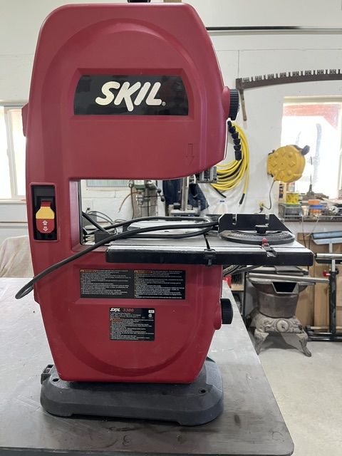 Skil 9" bandsaw.