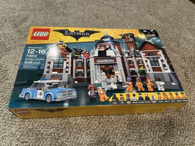 LEGO 70912 - The LEGO Batman Movie Arkham Asylum