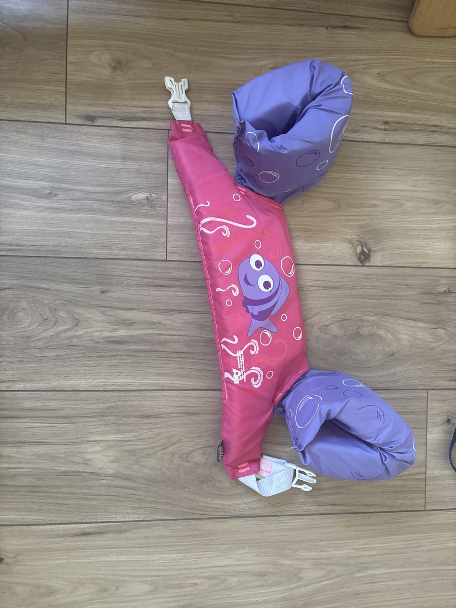 Toddler swim float