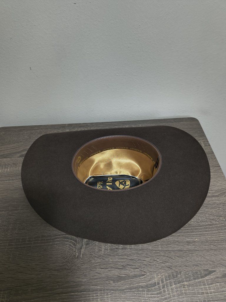 Main image 5