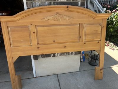 Broyhill Fontana Vintage Queen Solid Knotty Pine Wood Headboard