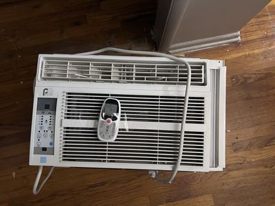 Window AC unit