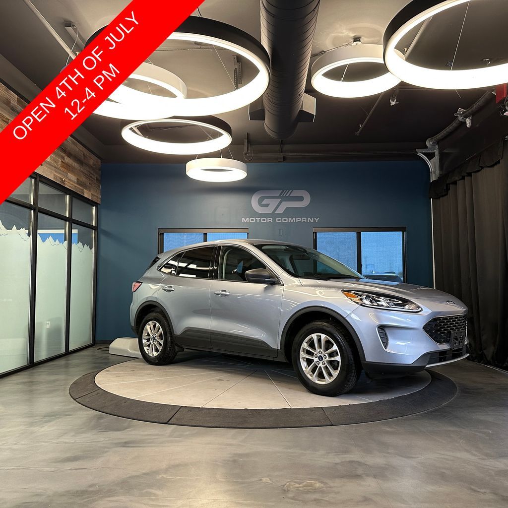2022 Ford Escape SE