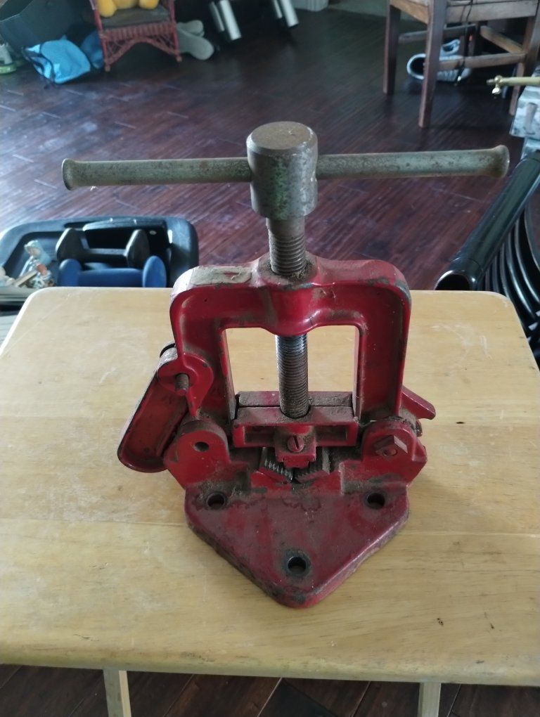Main image 2