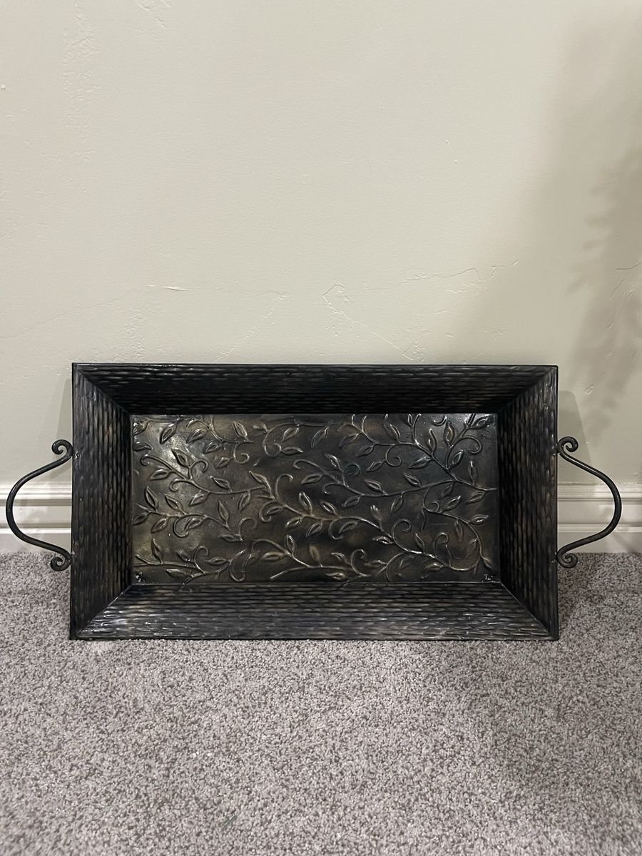 Metal tray