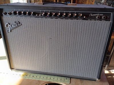 Fender Champion 100 guitar amp