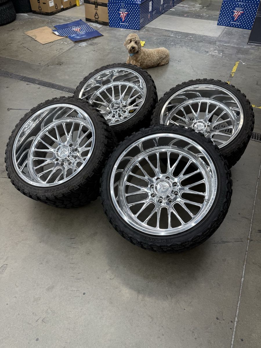 24x14 fittipaldi forged ftf502 wheels/ 33x14.50r24 tis tires 8x170
